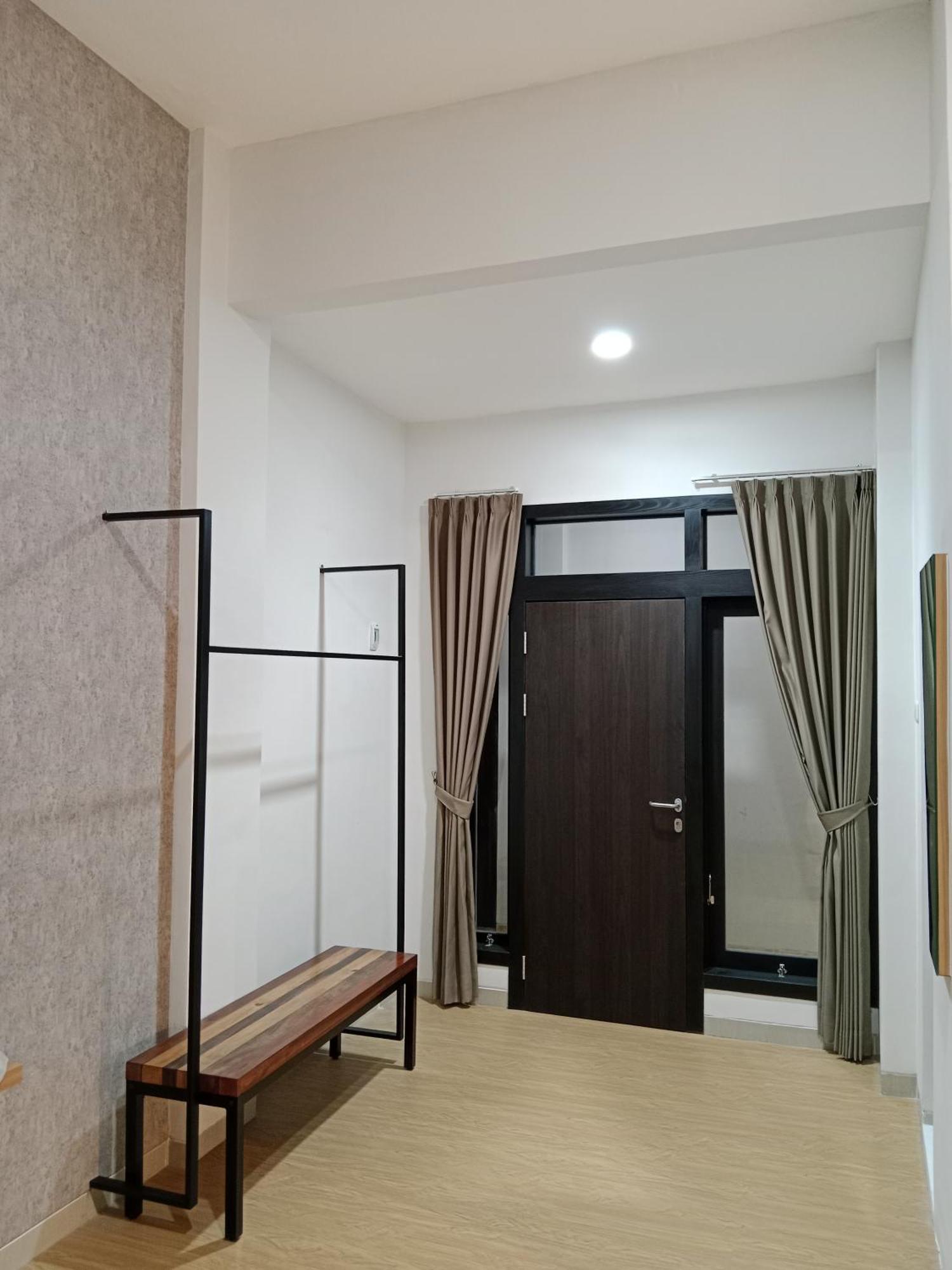 Andita Syariah Hotel Surabaya Exterior photo